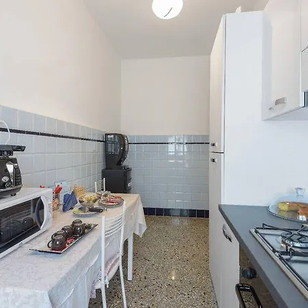 Bed & Breakfast La Casa In Prati Rome