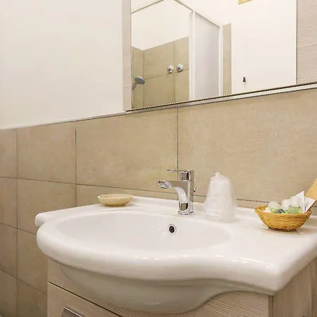 לינה וארוחת בוקר La Casa In Prati רומא
