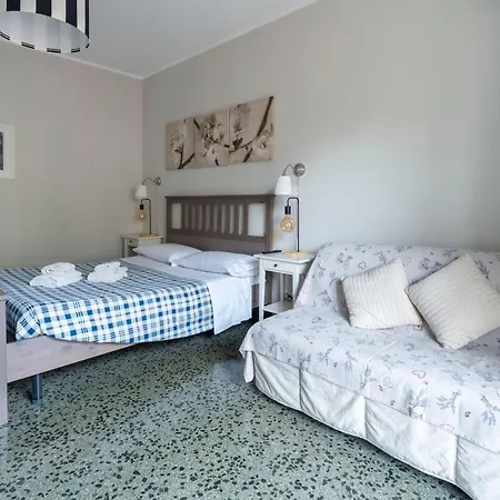 La Casa In Prati 2*
